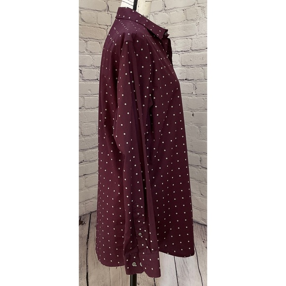 Banana Republic Men’s Standard Fit Non-Iron Burgundy Dress Shirt (Size M) - Picture 4 of 10